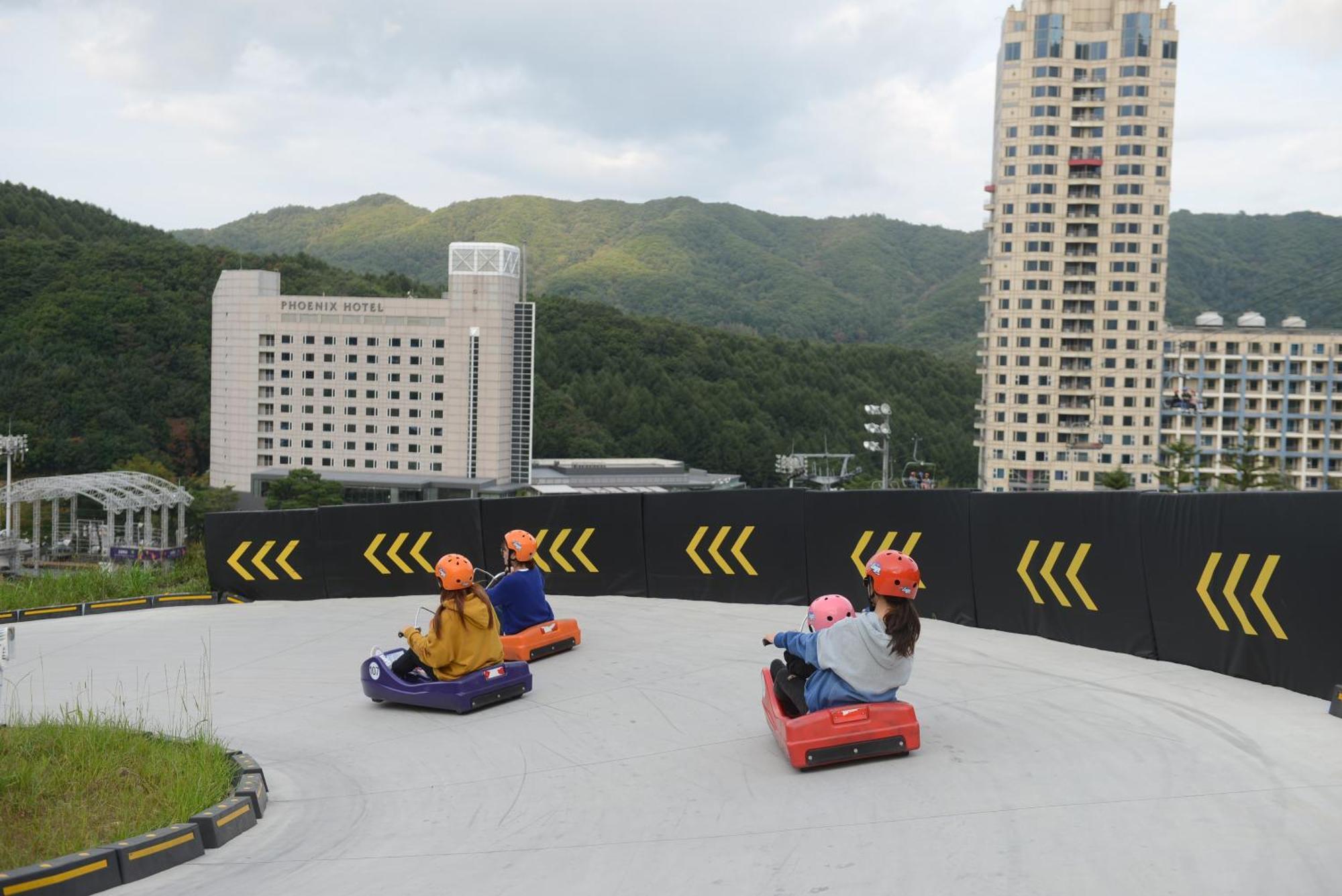 Phoenix Resort Pyeongchang Exteriör bild